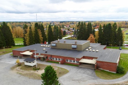 Flygbild av Tummeliten daghem och Edsevö skola